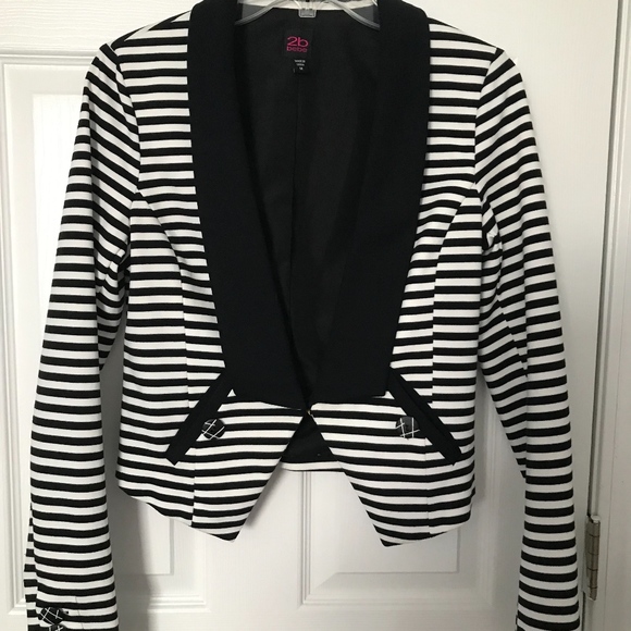 2B Bebe Jackets & Blazers - Black white stripe jacket 2b Bebe medium